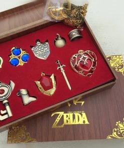 NewCosplay New Arrivals The Legend Of Zelda Collection Sets Keychain Necklace Series Gift Box Cosplay Accessories
