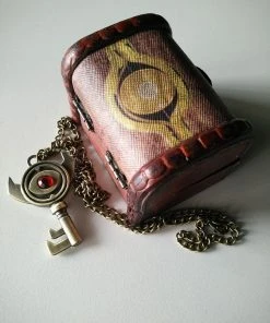 NewCosplay The Legend Of Zelda Boss Key Necklace Pendant Cosplay Accessories 10 NewCosplay The Legend Of Zelda Boss Key Necklace Pendant Cosplay Accessories