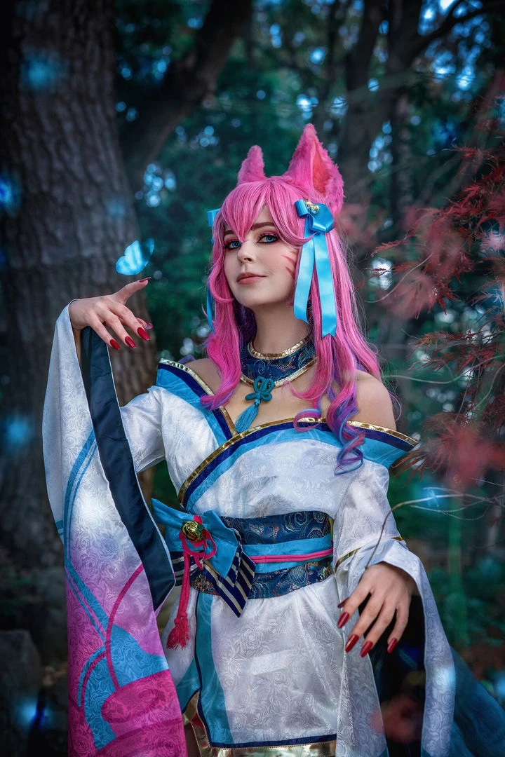 NewCosplay New Arrivals League Of Legends LOL Fox Ahri The Nine-Tailed Fox Women Kimono Dress Outfit Halloween Carnival Suit Cosplay Costume 15 NewCosplay New Arrivals League Of Legends LOL Fox Ahri The Nine-Tailed Fox Women Kimono Dress Outfit Halloween Carnival Suit Cosplay Costume